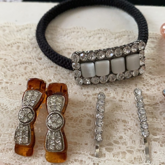 Beautiful Hair Accessories - Picture 2 of 7